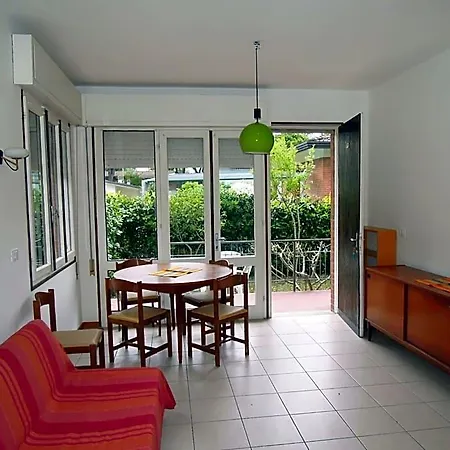 Flat With Garden And Parking Ξενοδοχείο